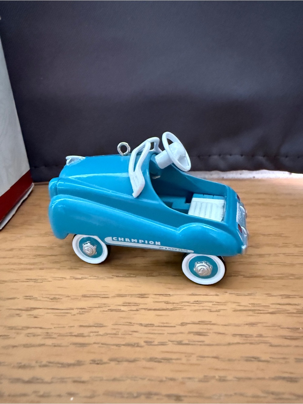 Vintage Hallmark Keepsake Ornament 1st in Kiddie Classic Series Pedal Cars - Picture 4 of 9